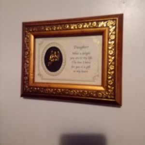 Vintage Heartfelt "love Daughter" picture frame